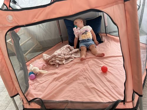 Customer photo review of Pop N' Go® Playpen