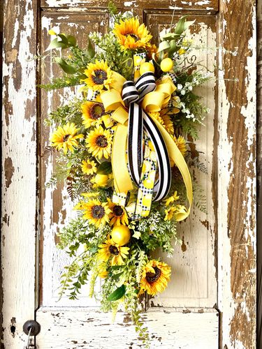 Customer photo review of Sunflower Lemon Mix Lvs Spray H28 63086SP28