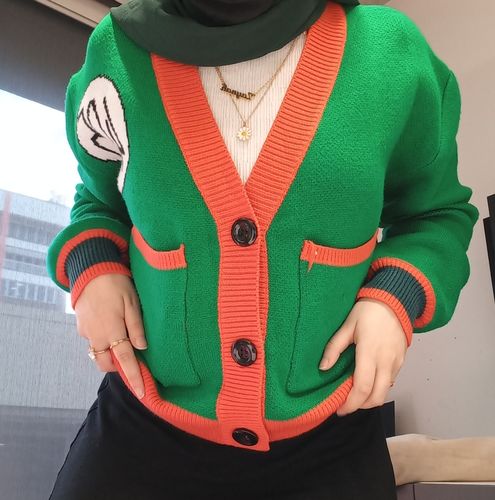 Customer photo review of Jajanken Cardigan