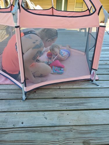 Customer photo review of Pop N' Go® Playpen