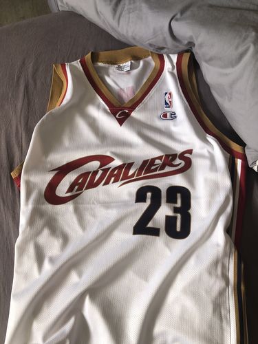Customer photo review of Maillot de basket - Cleveland Cavaliers - XXL