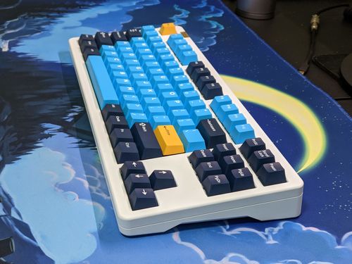 Customer photo review of IDOBAO ID87 BESTYPE HOT SWAP MECHANICAL KEYBOARD KIT WITH BRASS WEIGHT