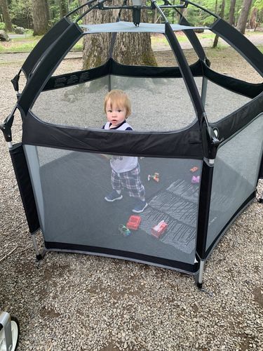 Customer photo review of Pop N' Go® Playpen