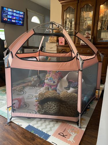 Customer photo review of Pop N' Go® Playpen