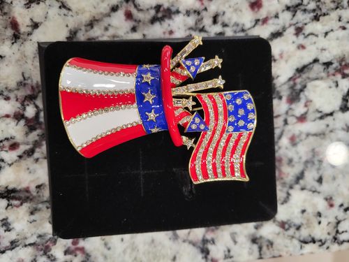 Customer photo review of HEIDI DAUS®"Rocket's Red Glare" Enamel Crystal Patriotic Hat Pin
