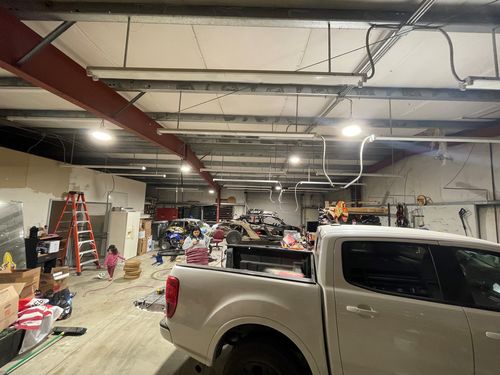 Customer photo review of LED High Bay - 150W - 21,200 Lumens - HB8 - Hook Mount - 6kV Surge Protector - UFO Series - UL+DLC5.1