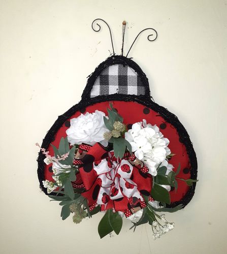 Customer photo review of 21"H X 18.5"L Vine Check Ladybug Red/Black/White KG3048