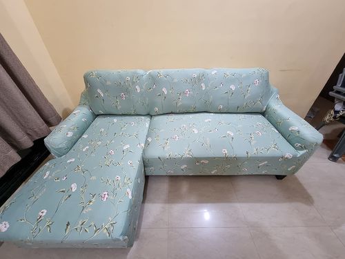Customer photo review of Elastic Couch Cover