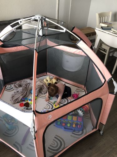 Customer photo review of Pop N' Go® Playpen