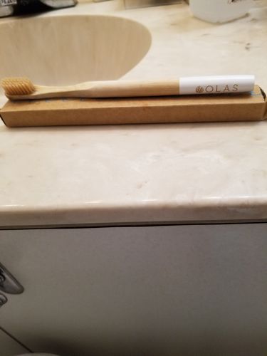 Customer photo review of OLAS Toothbrush Natural - White Handle