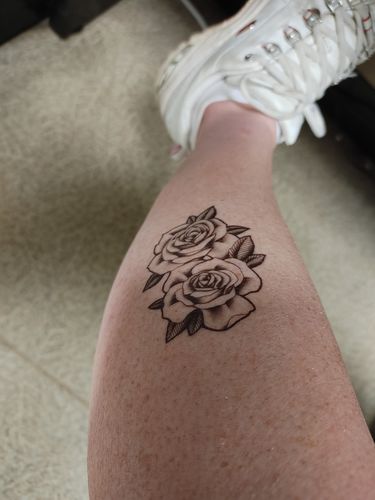 Customer photo review of Elegant Roses Tattoo