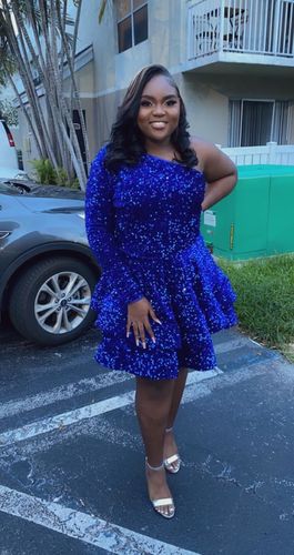Customer photo review of “Lia” royal blue (MADE TO ORDER)