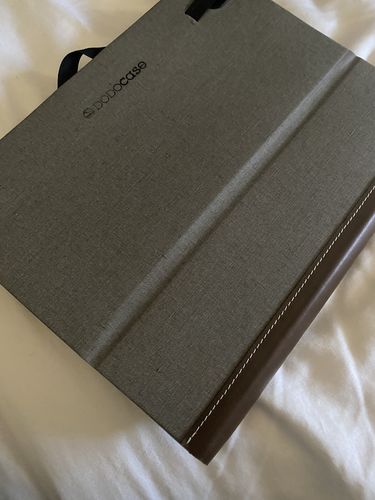 Customer photo review of Magic Keyboard Case for iPad Pros and iPad Air