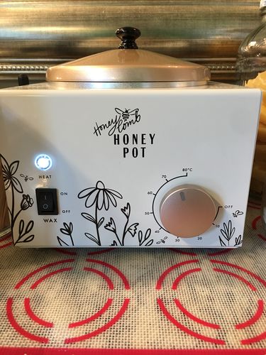 Customer photo review of Small Wax Warmer Honey Pot