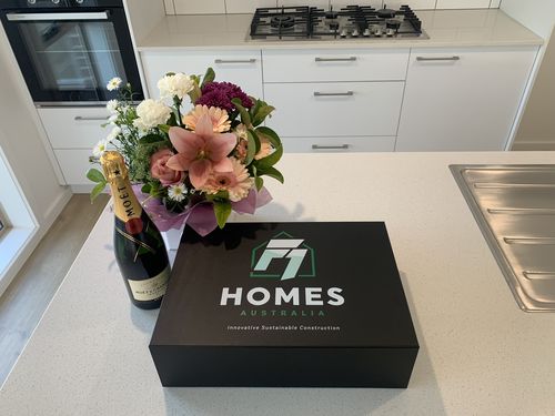 Customer photo review of Custom Premium Magnetic Gift Box Black - Extra Large