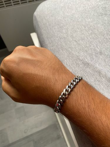 Customer photo review of Bracelet gourmette homme à maille cubaine 9mm en acier chirurgical