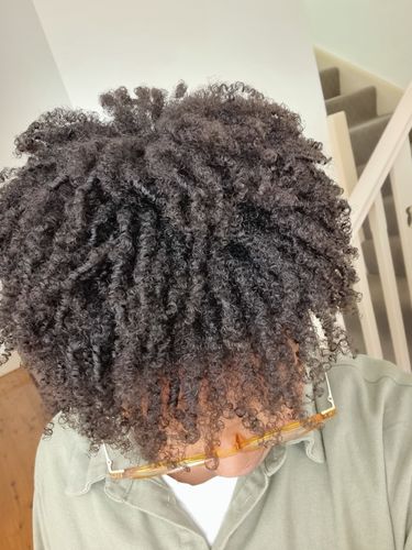 Customer photo review of ROSE WATER & HONEY LEAVE IN DETANGLER 300ML