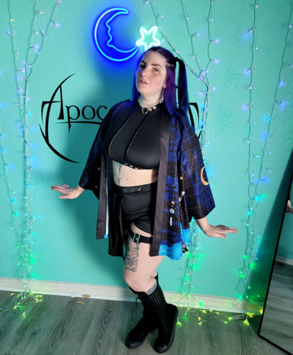 Customer photo review of Fantasy Night Sky Haori Kimono Cardigan