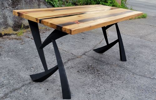Customer photo review of Metal Table Legs - 411 Draco - 25W, 28H inch - Set of 2 pcs - Flowyline
