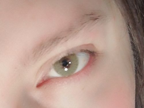 Customer photo review of Vision Green Contact Lenses(12 months wear)