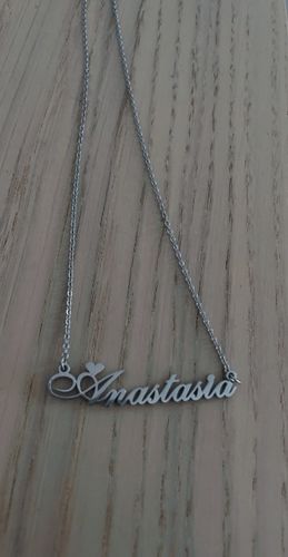 Customer photo review of Classic Cuban Link Name Necklace