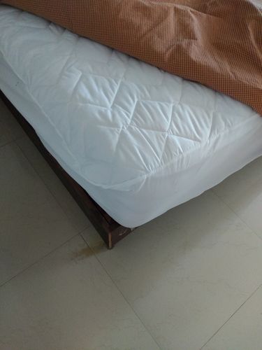 Customer photo review of Protector de Colchón Acolchado Modelo Rombos (Rebeca Basic) Tamaño a Elegir