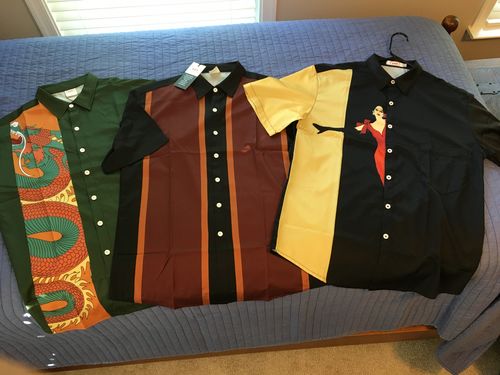 Customer photo review of 1960s Red and Black Printing Men's Short Sleeve Shirt