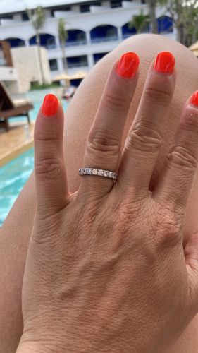 Customer photo review of 3.5mm Eternity Band