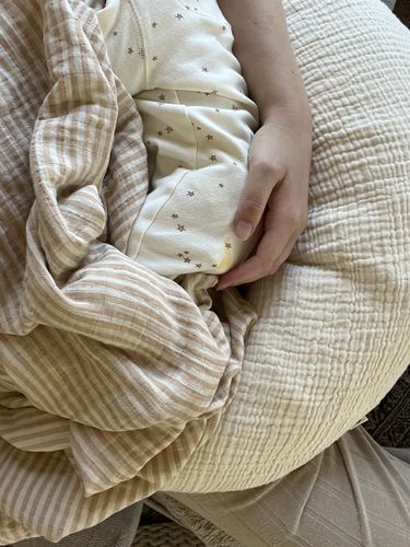 Customer photo review of MoonWomb™ ☾ Organic Body, Pregnancy and Feeding Pillow