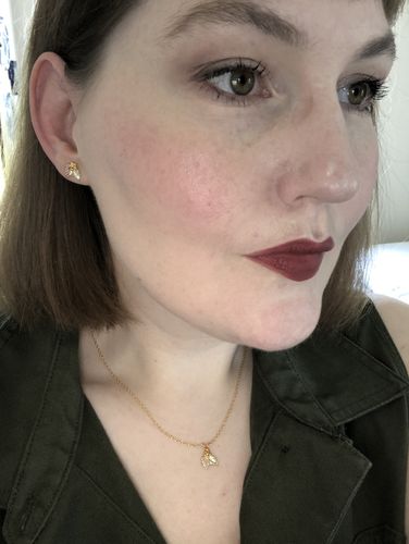 Crystal R. review of Black Hills Gold Foliage Grapes Earrings & Pendant Set image 1 out of 1