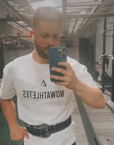 Customer photo review of Camiseta New Gen Hybrid - Oversized White