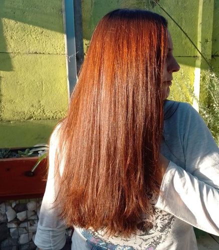 Reseña con foto de un cliente sobre Pack 3 Hennas Jamila Hair - Cobrizo Natural y Duradero 👩🏼🦰