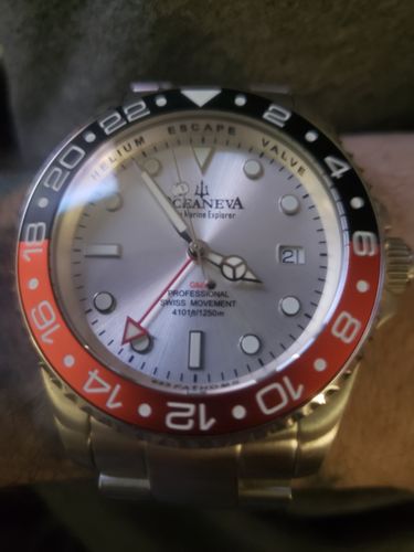 Customer photo review of Oceaneva™ Men's GMT Deep Marine Explorer 1250M Pro Diver Watch Red Black Silver Dial