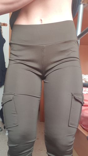 Customer photo review of Arcfit Leggings™ Women's Pocket Stretch Leggings