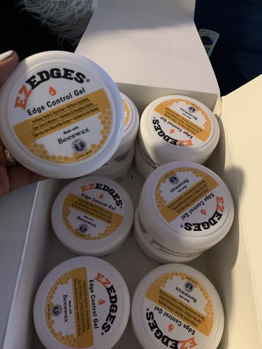 Customer photo review of EZEDGES Edge Control Gel 5.3 oz