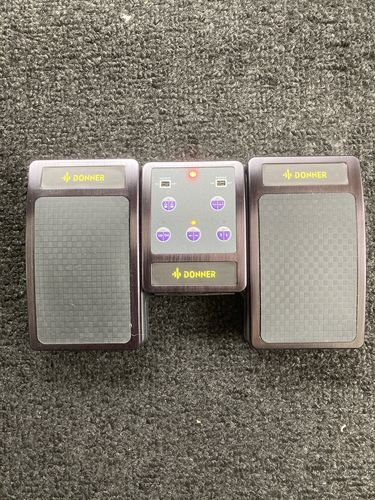 Customer photo review of Donner Wireless Page Turner Pedal for Digital Devices