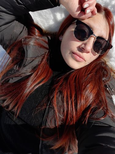 Reseña con foto de un cliente sobre Henna Jamila BAQ (Premium)