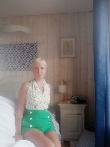 Avis photo d'un client sur Combishort Vert Vintage Années 50 à Fleur avec Boutons