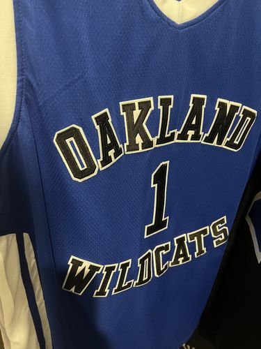 Customer photo review of Damian Lillard Oakland Wildcats High School Jersey