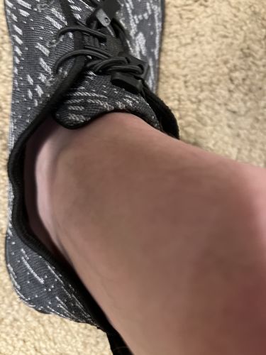 Customer photo review of Hiitave Men’s Barefoot Beach Water Shoes