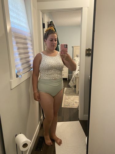 Customer photo review of Vacationer Bottom | Sage
