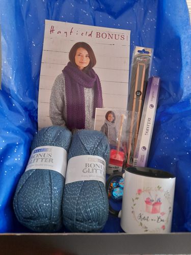 Customer photo review of Special Edition Easy Scarf Intro Box