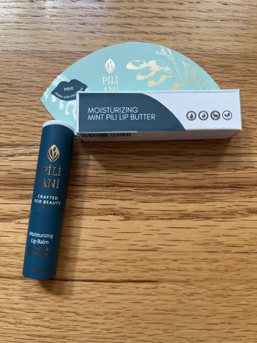 Customer photo review of Pili Ani Moisturizing Mint Pili Lip Butter