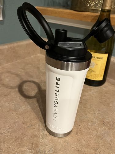 Customer photo review of OtterBox Elevation Hydration Lid Accessory