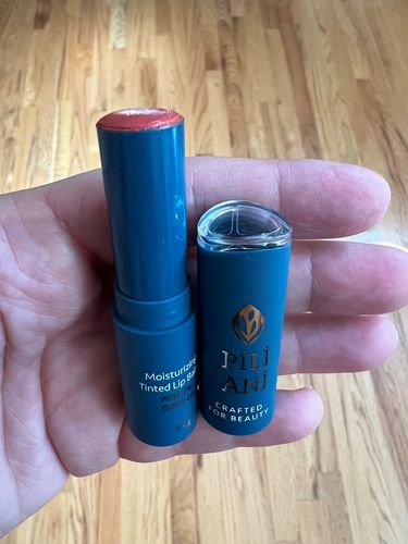 Customer photo review of Pili Ani Moisturizing Tinted Pili Lip Butter