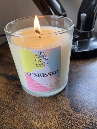 Customer photo review of Sunkissed Diamond Candle