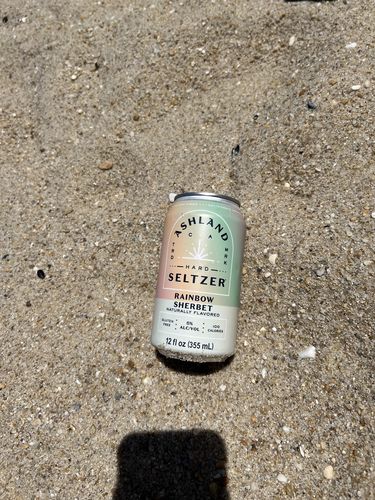 Customer photo review of Ashland Seltzer Rainbow Sherbet 6 Pack
