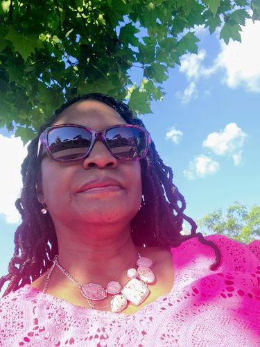 Customer photo review of Bobbi Boss Synthetic Hair Crochet Braids African Roots Braid Collection Nu Locs 14"