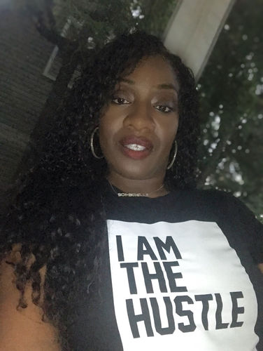 Customer photo review of Ladies I Am The Hustle Flag - Black Perfect Tee