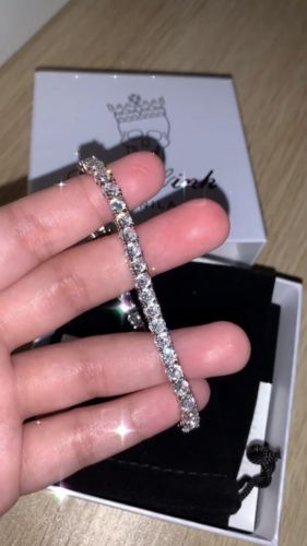Customer photo review of PREMIUM 4mm Tennis Bracelet V2